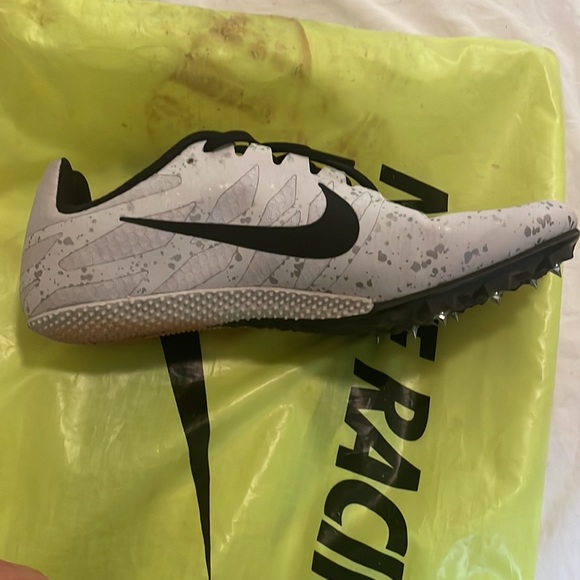 Track Shoes - Picture 2 of 3